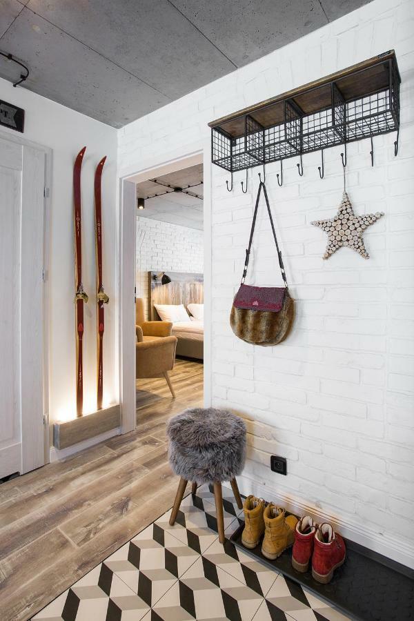 דירות אוסטריצקי דולנה Loft Ustrzyki מראה חיצוני תמונה